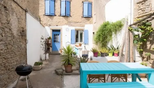 Character house in Minervois village with 70m2 out