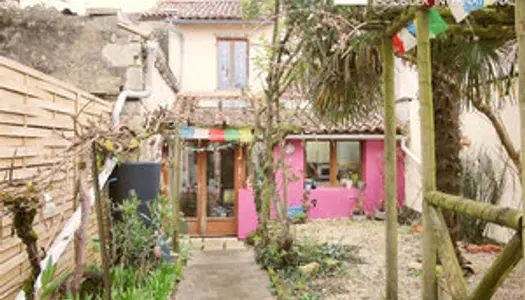 Maison 4 pièce(s), CHEF-BOUTONNE