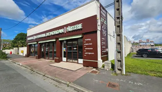Local commercial Rochefort 157 m2 