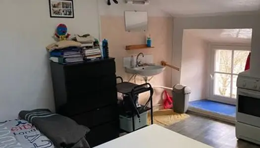 Loue Chambre pour étudiante - 1 chambre, 15m², Poitiers (86) 