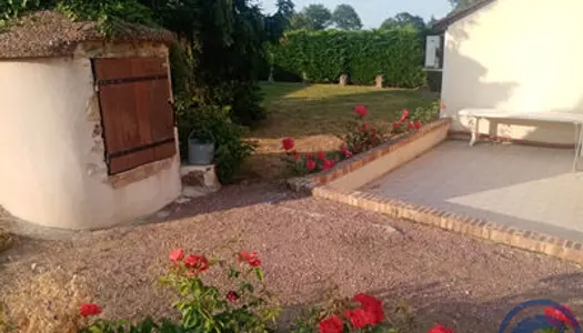 Ferme à acheter avec terrasse à Yvré-L'Évêque 