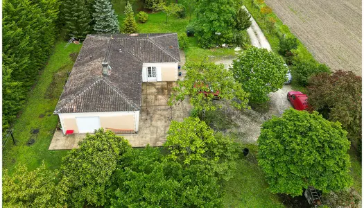 Dpt Charente (16), à vendre VILLEBOIS LAVALETTE maison P5 de 135 m² - Terrain de 4 989,00 m² - 
