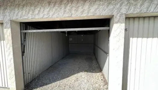 Location de garage 14 m2 