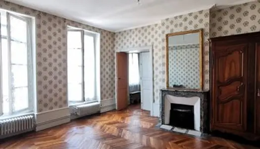 Appartement 7 pièces 217 m² 