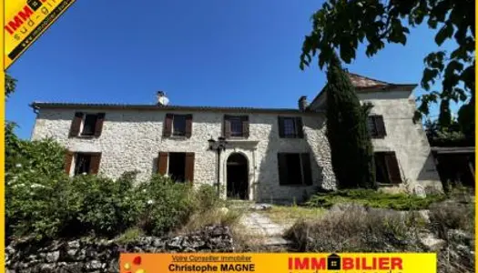 Maison 6 pièces 353 m² 