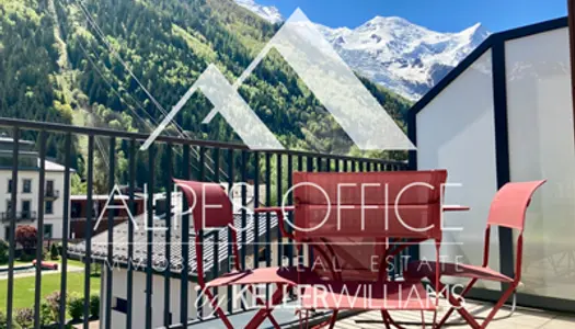 CHAMONIX CENTRE VILLE, un magnifique appartement duplex, avec terrasse... 