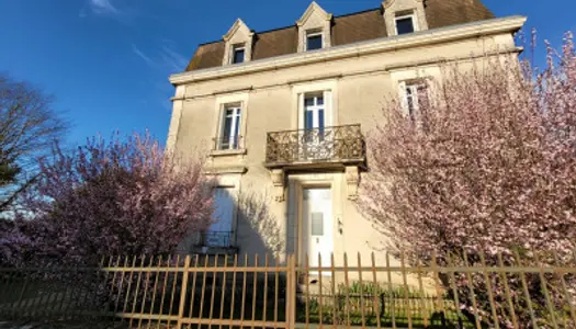 Maison 6 pièces 244 m²