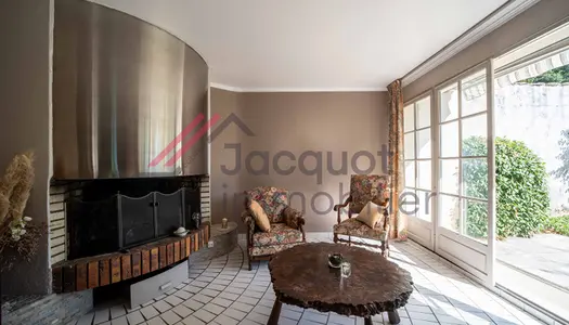 Vente Appartement 156 m² à Lons le Saunier 197 600 €