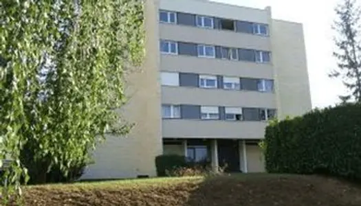 Appartement Location Verneuil-sur-Seine 2p 59m² 871€