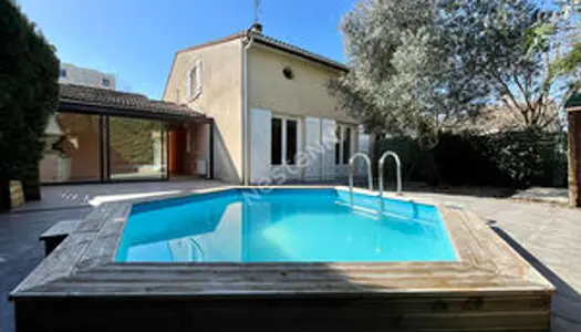 Maison à vendre à Talence Pacaris 150 m2 jardin avec piscine