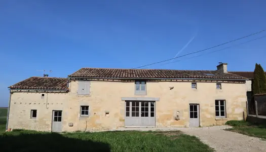 Maison 3 chambres,récemment rénovée, sur terrain 1186m2