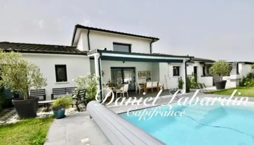 Villa 6 pièces 162 m²