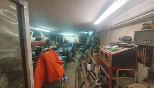 Grand garage 85 m2 