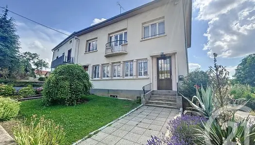 Maison 8 pièces 146 m² 