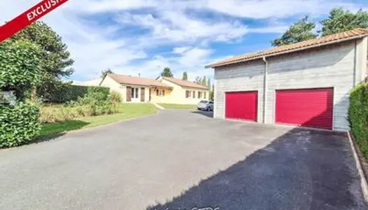 PLAIN-PIED, 3 à 5 ch, grand garage, grand terrain