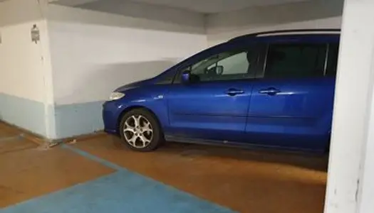 Place de parking - securisee en sous-sol