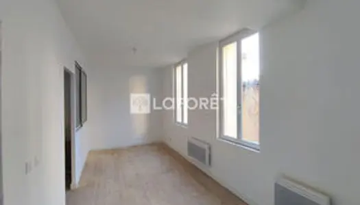 LOCATION d'un appartement 1 pièce (29 m²) à MOISSAC 