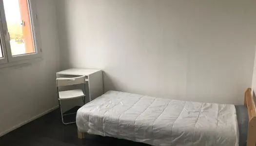 Chambre en colocation à Versailles 