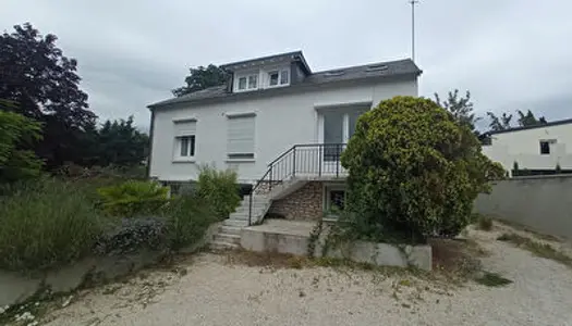 Maison 9 pièces 177 m² 