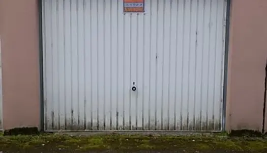 Garage / Box sur Homécourt