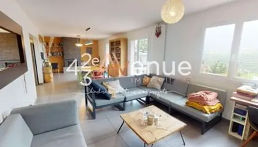 Maison 6 pièces 147 m² 