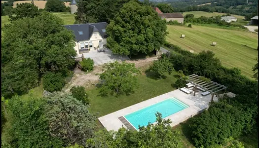 Villa Irigoyen, (Lot) Labastide Murat, 243 m², 7 chambres, terrain 2 hectares, piscine, ga 