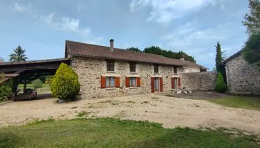 Maison 2 Gîtes Etang Piscine 3 ha de terrain 