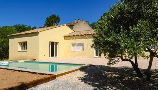 Salernes, villa entièrement rénovée avec piscine 