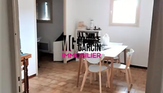 A LOUER - PERNES LES FONTAINES - APPARTEMENT 4 Pièce(s) - 57m²