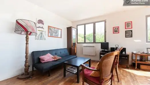 Loue appartement 48m² à Paris 20ème, Père Lachaise, meublé, un an renouvelable - 1 chambre 