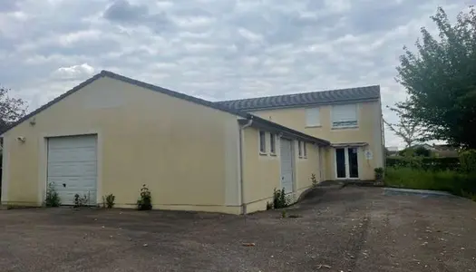 Bureaux 1 pièce 380 m² 