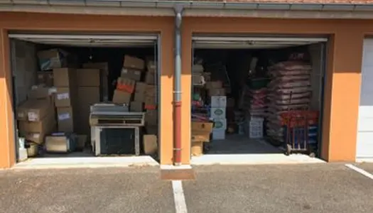 Lot de 2 garages box+ 2 parkings 