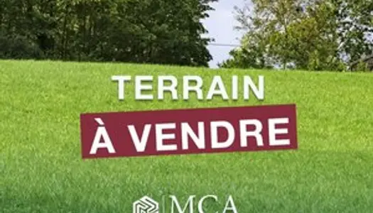 Terrain 700 m² 