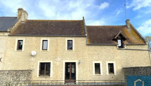 Maison ancienne à Fontaine-Henry