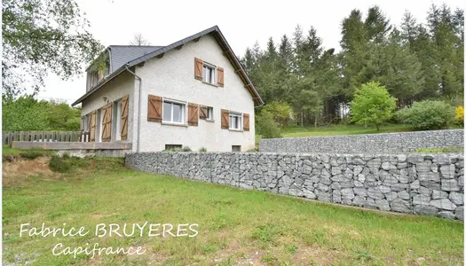 Dpt Corrèze (19), à vendre MARGERIDES maison P6 de 150 m² - Terrain de 5 391,00 m² 
