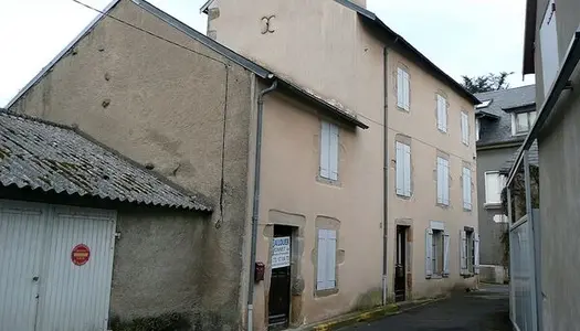Location Maison de ville 43 m² à Saint Gervais d Auvergne 420 € CC /mois
