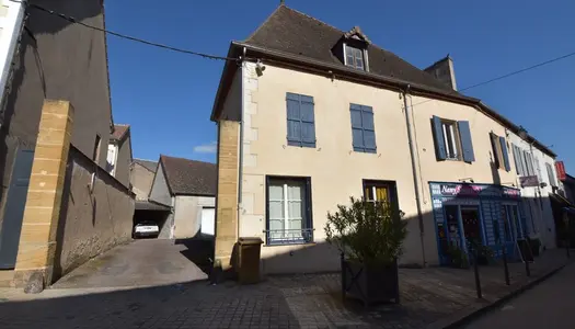 Dpt Saône et Loire (71), à vendre BOURBON LANCY immeuble 