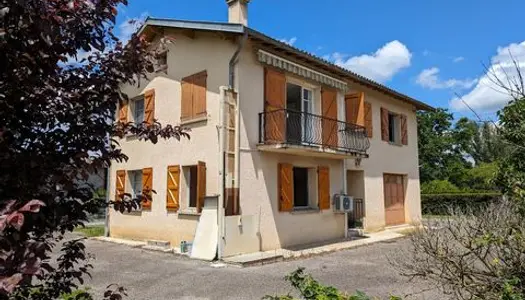 Maison individuelle 120 m² 3 chambres avec jardin 