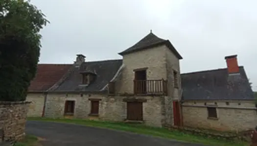 NADAILLAC : Entre Lot, Dordogne et Corrèze, belle propriété 