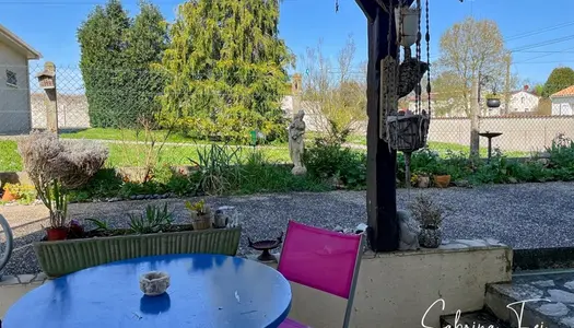 TONNAY CHARENTE-RARE SUR LE MARCHE-MAISON 5 CHAMBRES