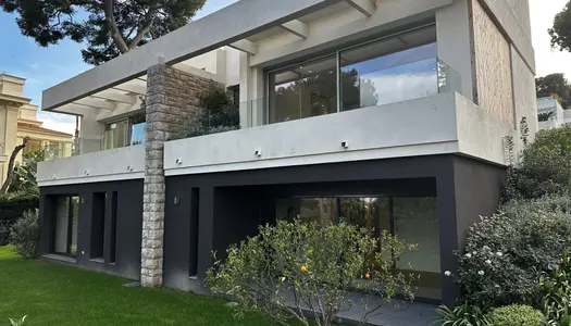 Vente Appartement 220 m² à Roquebrune-Cap-Martin 5 200 000 €