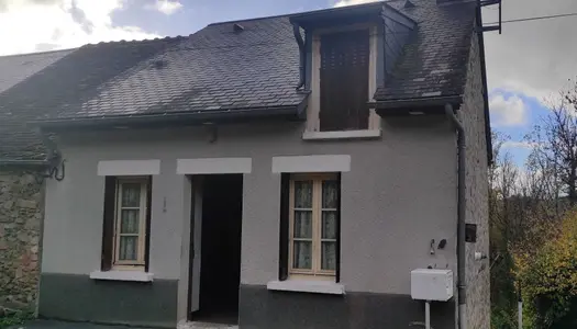 Vente Maison de village 63 m² à Montigny-en-Morvan 49 000 €