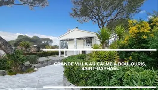 Dpt Var (83), à vendre SAINT RAPHAEL maison P7 de 190 m² - Terrain de 1 125,00 m² - Villa à 