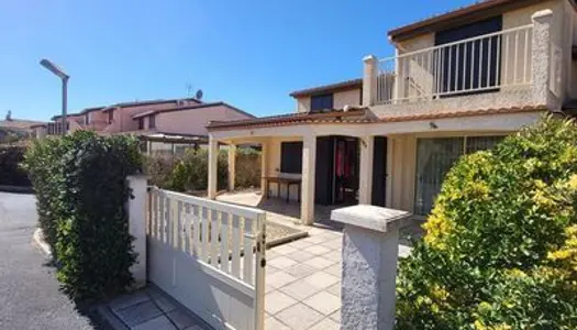 Maison de coin à 500 mètres de la plage