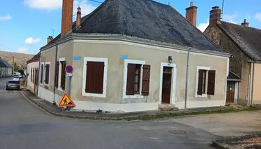 Maison de bourg à rénover 