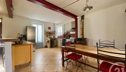 Maison 4 pièces 142 m²