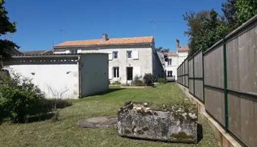 2 Maisons TBE , exp. Sud, dépend., jardin 