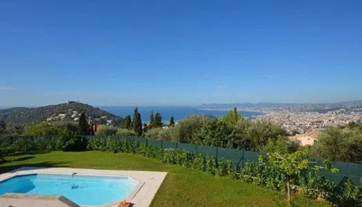 Villa 250 m²