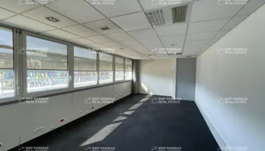 Bureaux 194 m² 