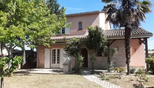 Maison 4 pièces 200 m²